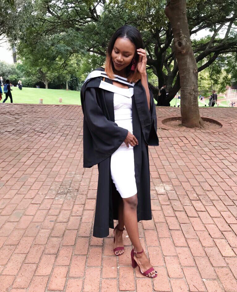 Buli_makhubo's tweet image. By God&apos;s grace I&apos;ve conquered 🙏🏾. #FinishWhatYouStart #GradSeason #HowToArchitect101 #theJourneyContinues