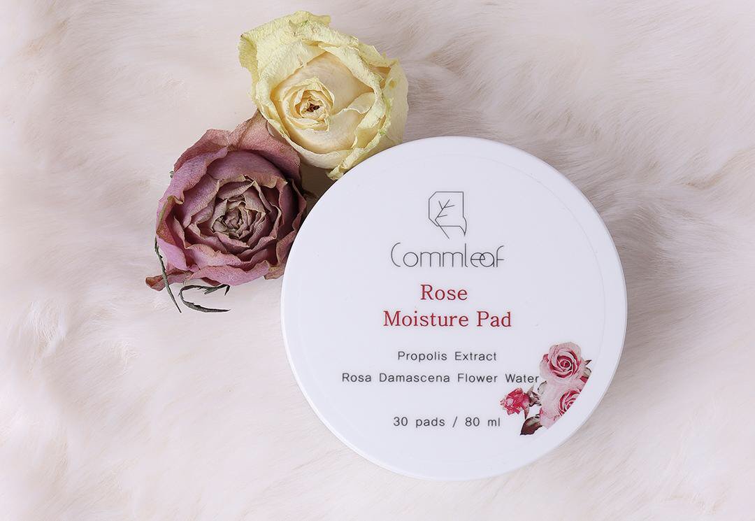 lesa_cap's tweet photo. The trending product that I will be trying out in 72 hours is… #commleaf #essencepad #kbeauty #naturalcosmetics  https://t.co/ThrJ8IvUSq https://t.co/532kDpuk4Z