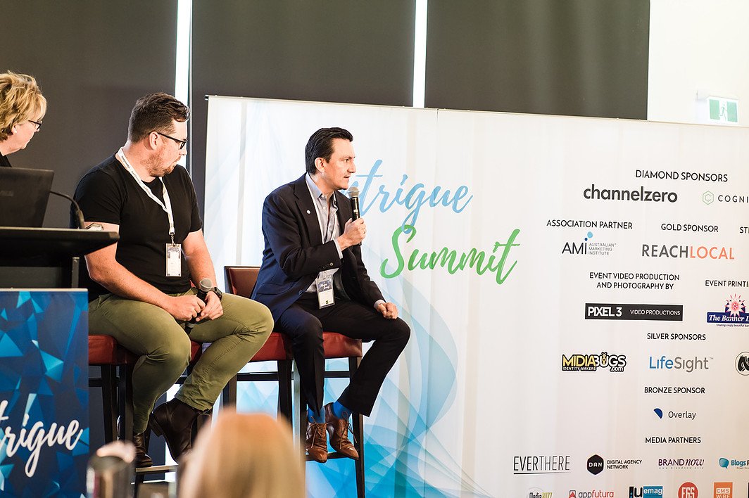midiabugs's tweet photo. Some Glimpses from the recently held Digital Marketing conference in LA
#Intriguesummit #INTLA #DigitalMarketing #SocialMediaMarketing #Branding #Marketing https://t.co/unyyTixtXU