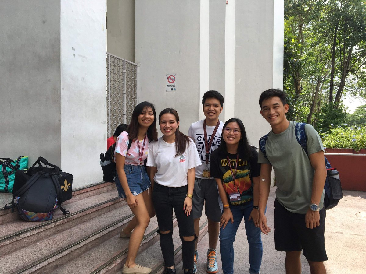 DiAkoSiJohn's tweet photo. We are the best Comm 3 squad kasi may BANG factor kami #ChocoMint #Comm3Ladia https://t.co/k4BVfNV2uN