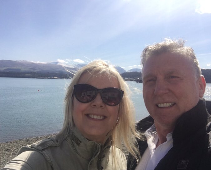 ArthurBasley's tweet image. 90 minutes drive from West Kirby and looking from Anglesey to Snow capped mountains of Snowden. Perfect.