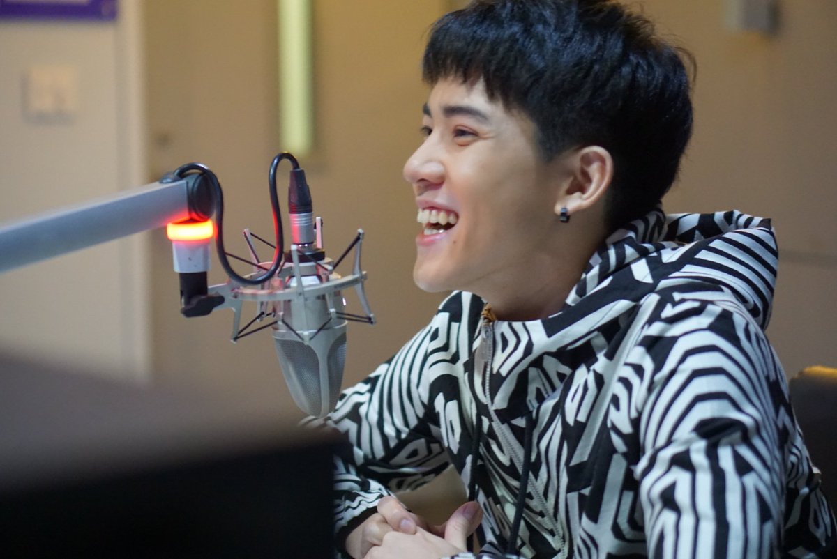 mmuaych's tweet photo. @victorzheng_v
#โปรโมทเพลง
#ติดใจ
#Mellow97.5 https://t.co/2Wbo0zLdfZ