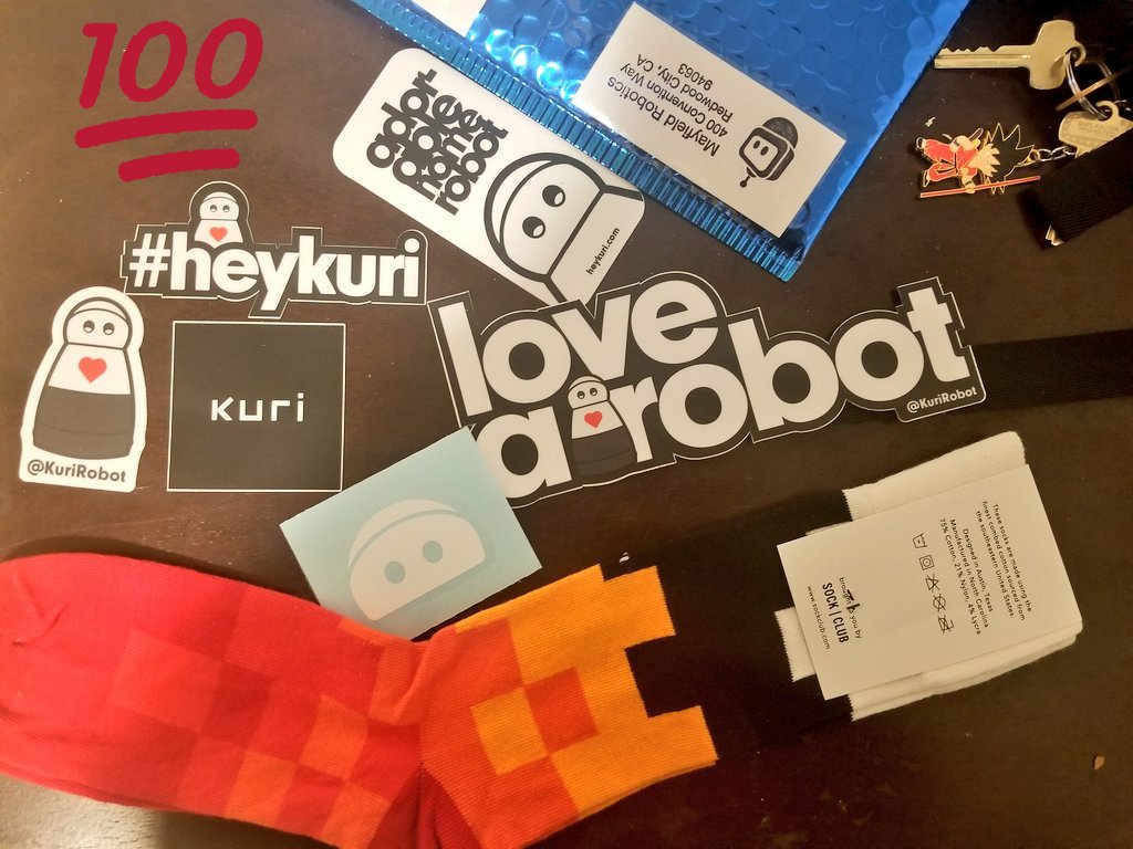 MonaJalal_'s tweet photo. When you come home just to see lots of cool stuff #HeyKuri thanks Kuri @MayfieldRobot @KuriRobot https://t.co/jL6okAl4sa