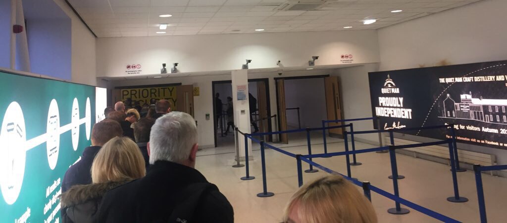 How2BSaferDev's tweet photo. @grahamck63 Is this BIA’s idea of fast track. Not enough lanes open! The airport sells fastrack tickets at entry and does not have the resources or flexibility to deal with increased demand when required. https://t.co/A2BlTPQQId
