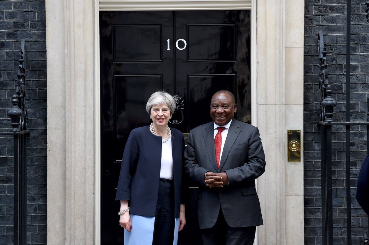 GovernmentZA's tweet photo. President Cyril Ramaphosa held a bilateral meeting with the UK Prime Minister Theresa May. President Ramaphosa is on a working visit to London, to attend the Commonwealth Heads of Government meeting scheduled to take place from the 19th - 20th Apri. #CHOGM2018 https://t.co/eJRYgCSFvr