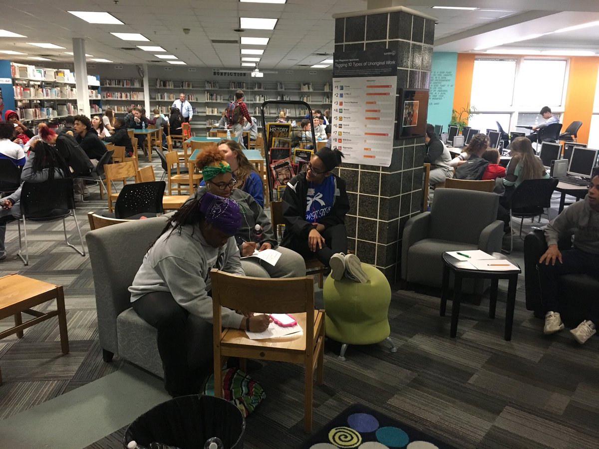 LeffingwellDan's tweet photo. Time for feedback!! Culture Shook students providing feedback/direction for the future. #boom #makeIThappenagain #GoZeps https://t.co/TuHmGubXHT