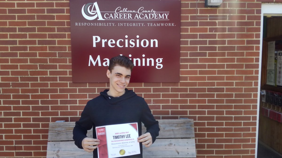 ccca_machine's tweet photo. Congrats Tim on earning your 1st @nins credential! @CalCoCareerTech @ccboe_news @AlexandriaCubs @CatherineR_NIMS https://t.co/CQxbBYbnvn