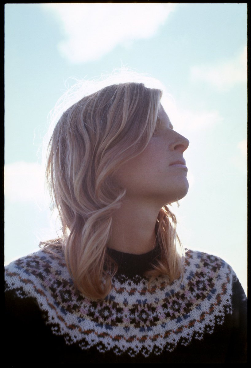 Remembering Linda with love today. Beautiful memories.