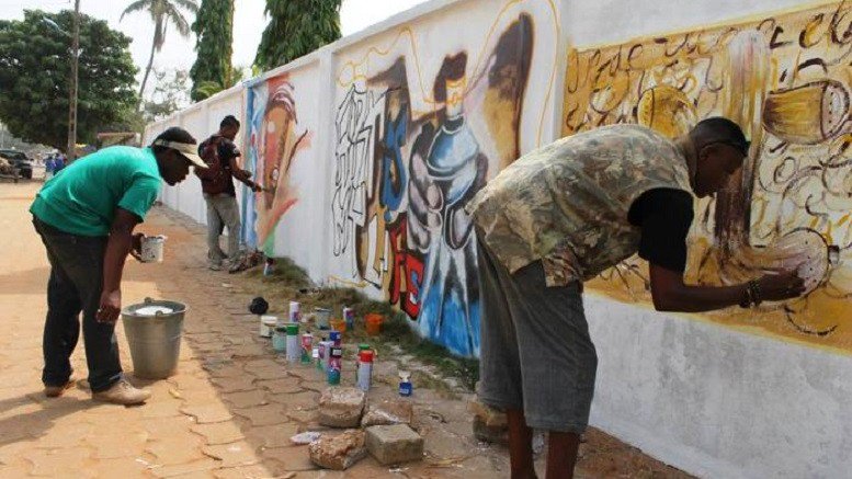 ancb_coopdec's tweet photo. Félicitations à la coopération décentralisée Cergy-Pontoise/Porto-Novo pour leur projet de valorisation multimédia du patrimoine de Porto-Novo, lauréat de l'AAP généraliste 2018. @CergyPontoise95 @CNCD_Fr #Incite #Benin #France https://t.co/QKrPPMIjuU