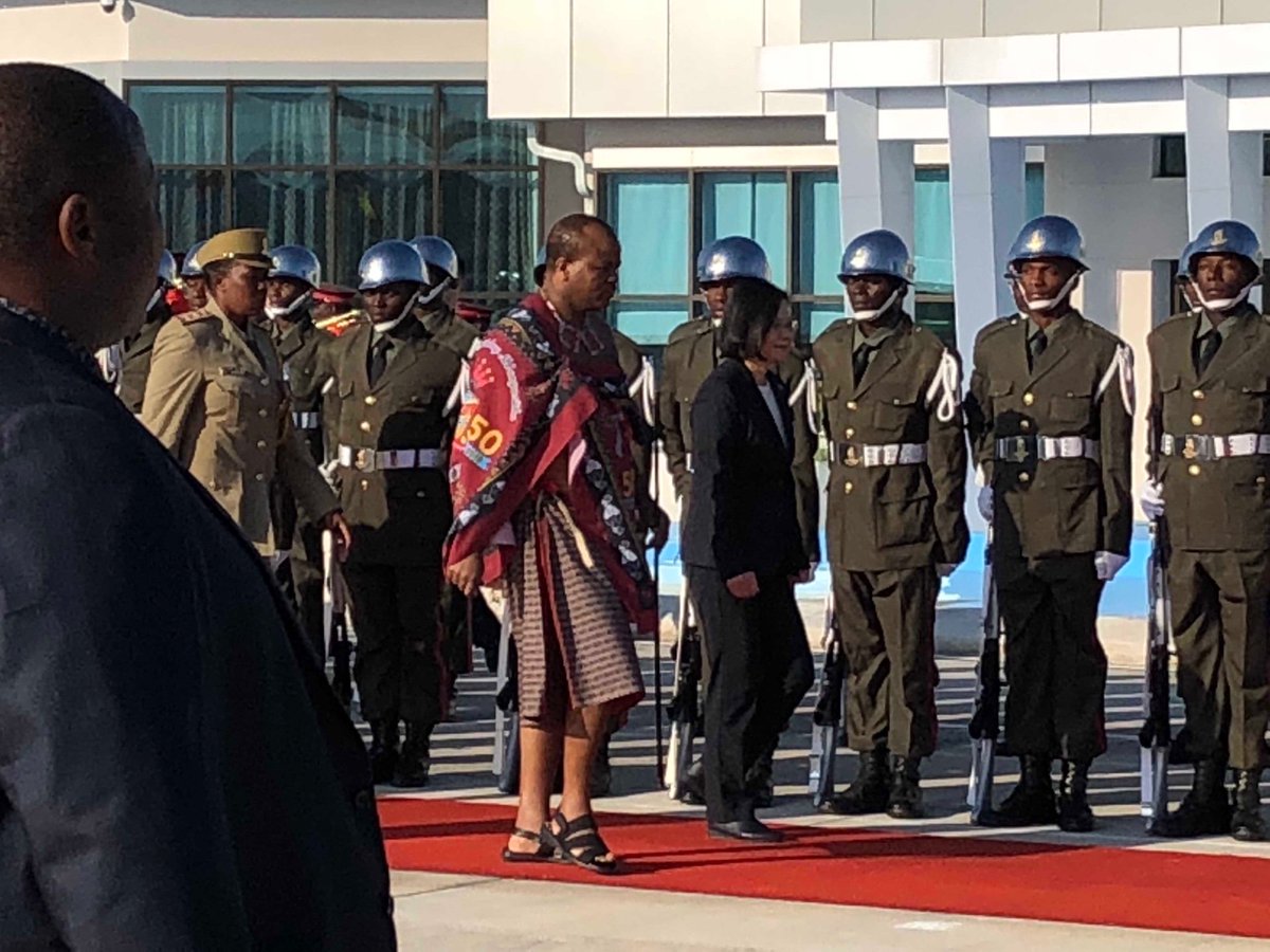 MOFA_Taiwan's tweet photo. Sawubona! Big thanks to pilots &amp; crew for superb trip to #Swaziland. The magnificent welcome by #KingMswati III, tribespeople &amp; military honor guard is a great start to @iingwen’s visit. All are looking forward to #Triple50 celebrations. #Taiwan &amp; Swaziland are #EnduringPartners. https://t.co/kEl6K8VO8d