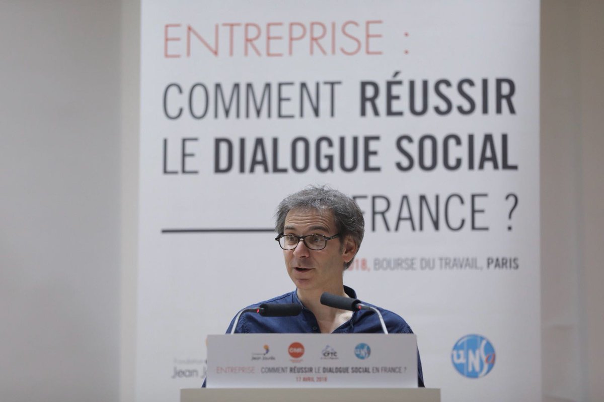 j_jaures's tweet photo. "Le dialogue social c'est :
➡️Concilier le progrès économique et social
➡️ Accroître la compétitivité
➡️ S'adapter à la spécificité des entreprises
➡️ Permettre des pratiques sociales innovantes."
Gilles @finchelstein 
#ColloqueDialogueSocial https://t.co/25qRBXbZkp