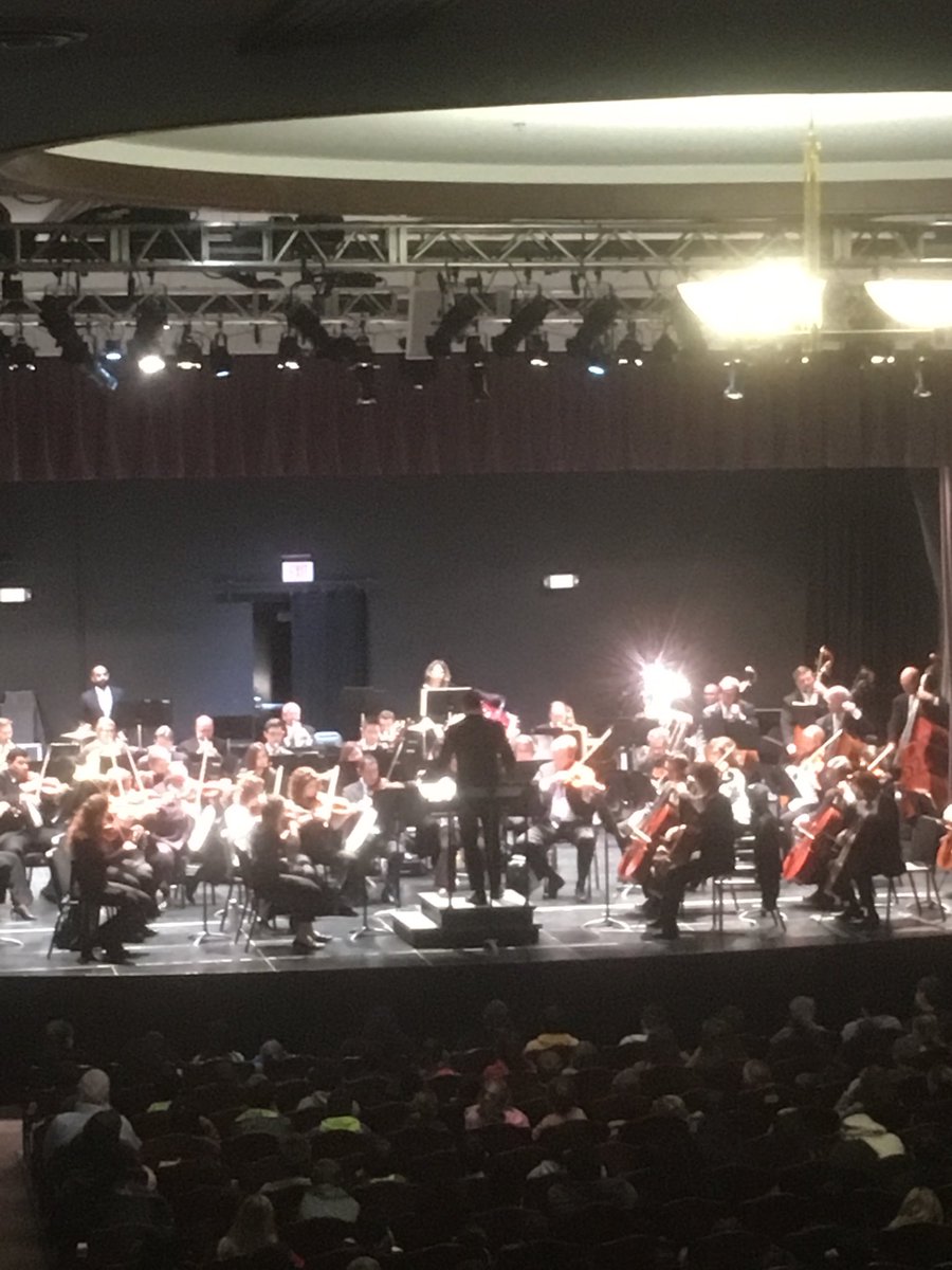 issbradyjohnson's tweet photo. North Carolina Symphony at Statesville High School performing for 6th grade students today. Incredible musicians educating our students while creating the most beautiful food for the soul  @isschools @ncsymphony @StatesvilleHigh @SVLChamber https://t.co/X1WxlPMj5f