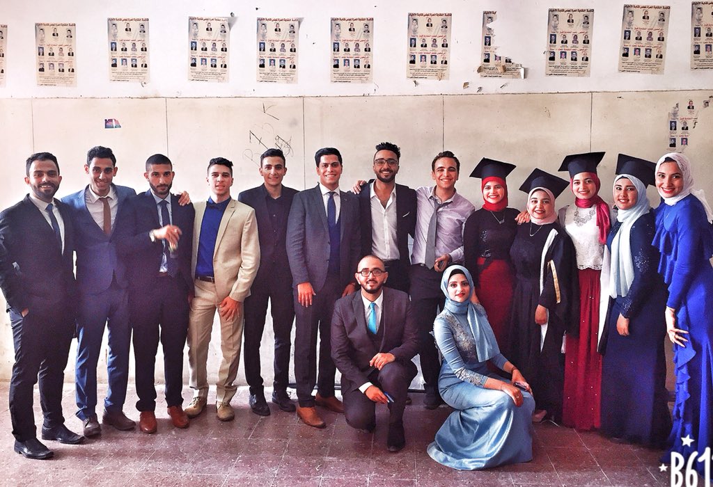 Nda_Aymaan's tweet image. احنا حلوين لا بجد انا حلوين جدا 💙💙💙
الصوره ناقصه كتير 💔
بحبكم والله 💙
#batch20