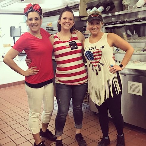 dayna_petty's tweet photo. 1/2  cheeseburger day! #taxday #sritulsa  #crushproud #4886 https://t.co/lfcAgXfRPe