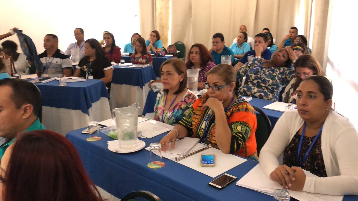ExcelenciaPma's tweet photo. Segundo día del Taller de Evaluación Educativa @Uniandes
Hoy ven la estandarización de exámenes y el uso de preguntad con opción múltiple #Premios2017 #Cartagena https://t.co/XxEkrOEmrs