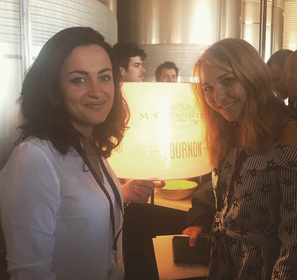 Hoy he entrevistado a Mathilde <a href="/M_Chapoutier/">Maison M. CHAPOUTIER</a> en #Magnificat2018 <a href="/juveycamps/">Juvé & Camps</a> @PrimerasM_Dist Me encantan las #mujeres #jóvenes #listas y trabajadoras! Eso va también por <a href="/txelljuve/">Meritxell Juvé</a> #womeninwine <a href="/cellerdegelida/">Celler de Gelida</a> #presumedevinos #losvinosdetuvida #morethanwine