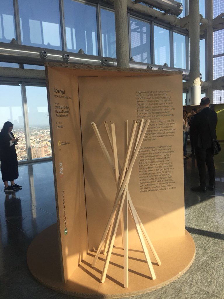 OCMGroupMI's tweet photo. Anche @RegLombardia partecipa alla #MILANODESIGNWEEK 2018 vieni a scoprire l’installazione curata da OCMG al 39 di Palazzo Lombardia https://t.co/tRW6a79577