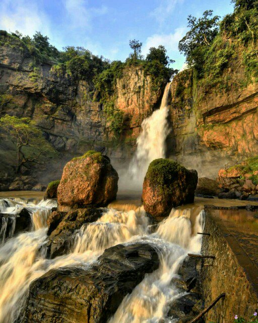 AsliPoerworedjo's tweet photo. https://t.co/zdbNYxgIRJ #CPUGG
#CongratulationsGeoparkCiletuh | Pengakuan Geopark Ciletuh Palabuhanratu Kabupaten #Sukabumi oleh United Nations Educational, Scientific and Cultural Organization (UNESCO) dinilai paling tercepat, hanya tiga tahun setelah menjadi geopark nasional. https://t.co/iHxUHwTkpp