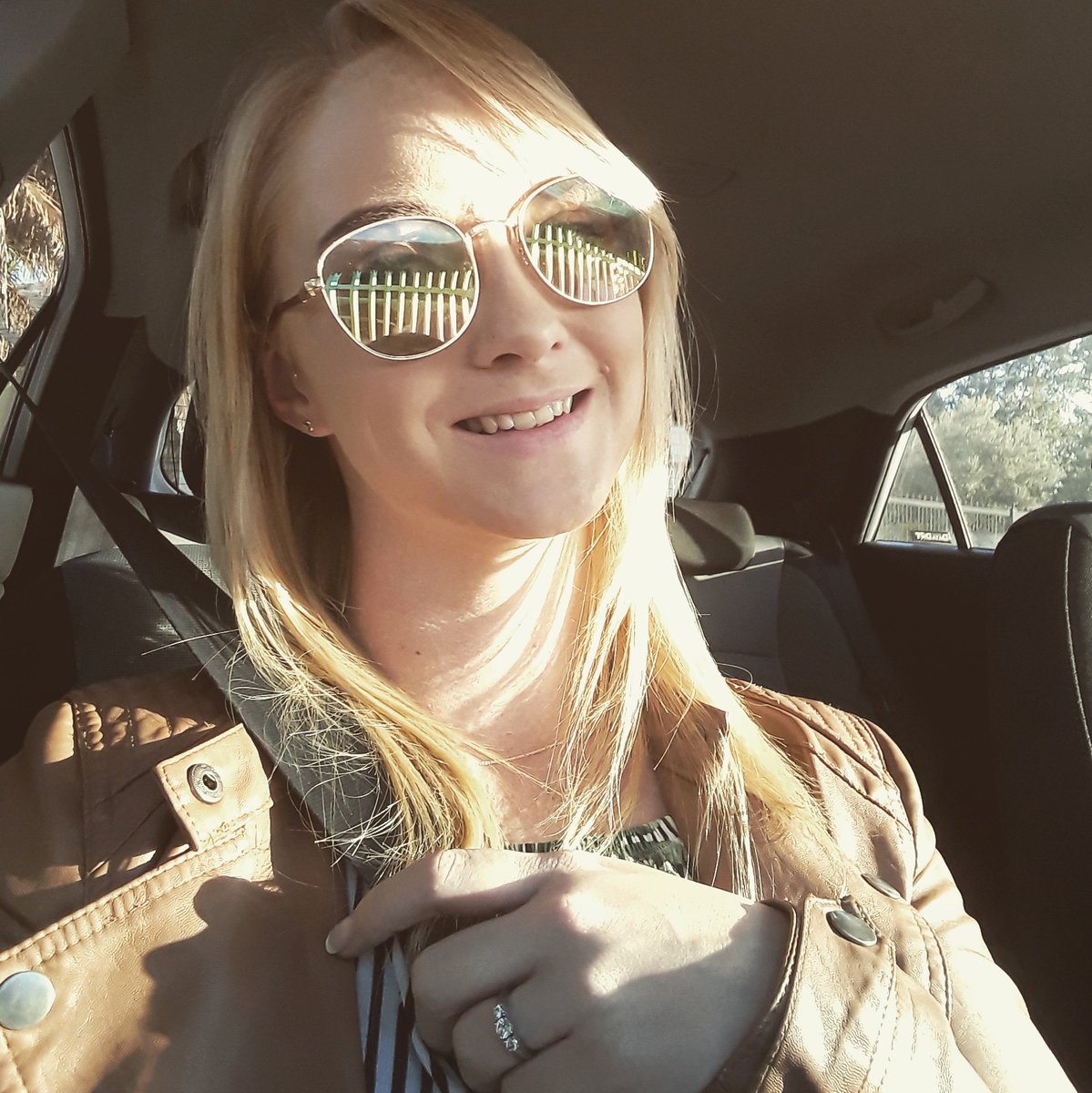 kirsamroos's tweet photo. The core focus of #Safedayz on the @Momentum_za app is to improve bad driving habits. One habit I swear by is seatbelts - it's so important to keep yourself and your family safe https://t.co/aeJoRPLr7j