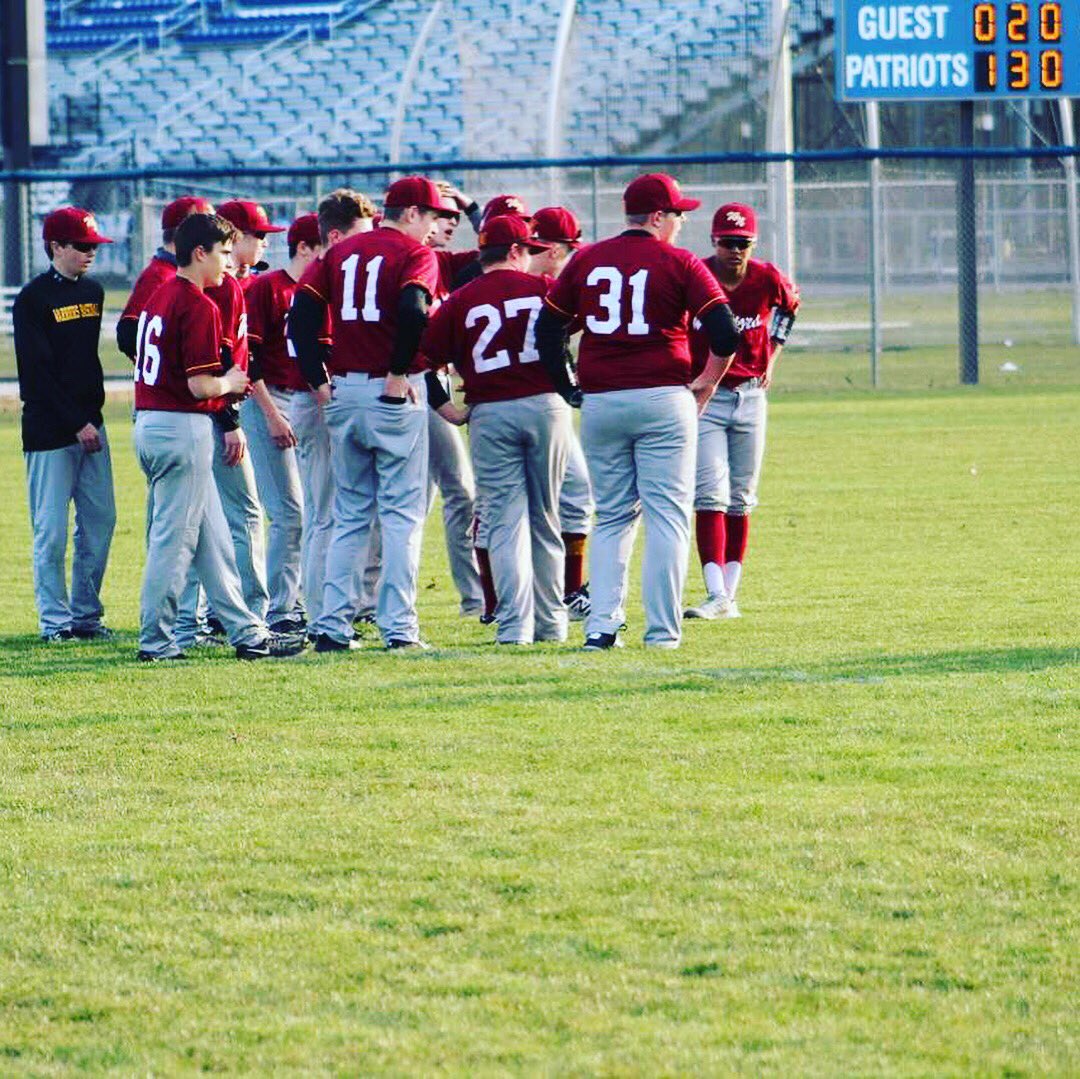 merrell_cole's tweet photo. One team. One goal😈💪🏼 https://t.co/lczYZVc6x8