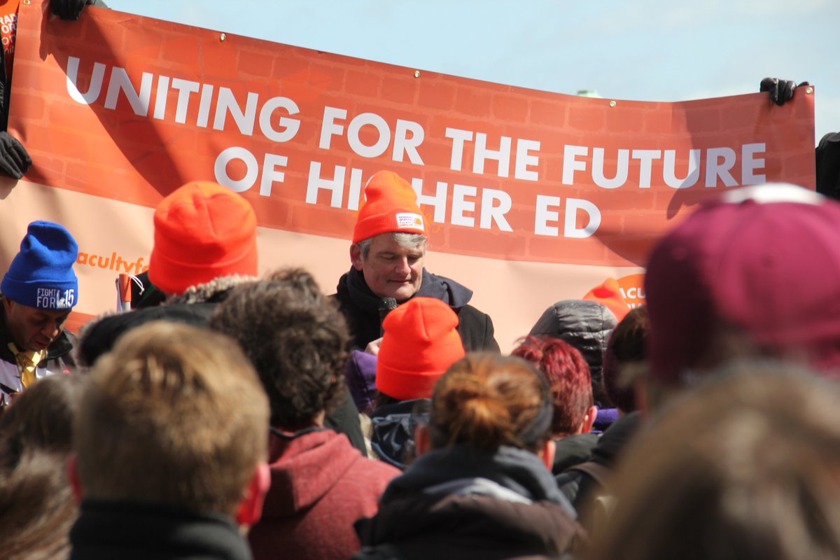 BREAKING: <a href="/LoyolaChicago/">Loyola University Chicago</a> NTT faculty reached a tentative agreement with the administration on Monday night! For more follow <a href="/loyolaforus/">LUC Worker Coalition</a> and fb.com/facultyforward… #TimesUpLoyola