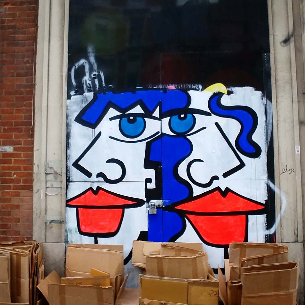 soraya72's tweet photo. Noticed @annalauriniblue piece on my walk from home through #Soho #London
#graffiti #streetart #annalauriniblue

Follow me on Facebook, Instagram @sorayawilkinsonwyke#SorayaWilkinsonWyke https://t.co/FP0kh1rZHD
