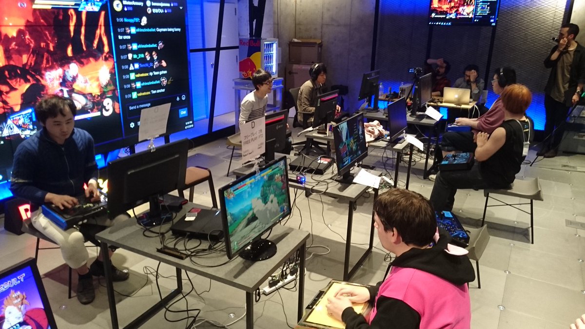 SelianeBcn's tweet photo. Wellcome one more week to #DragonBallFighterZ meeting in the #RedBullGamingSphereTokyo of #中野 We are waiting for you next week! Come and enjoy playing this amazing game ^^/ #japan https://t.co/mP3e0bhmQN