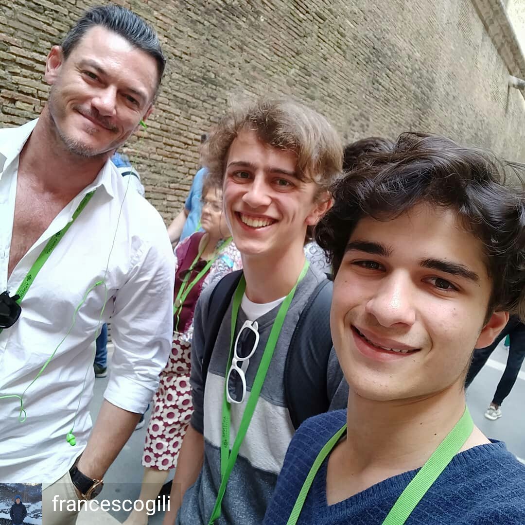 LukeEvans_India's tweet photo. IG francescogili  -  Facce nervose causa figaggine di @.thereallukeevans  
. . .
#LukeEvans https://t.co/wI6pKRZJNR