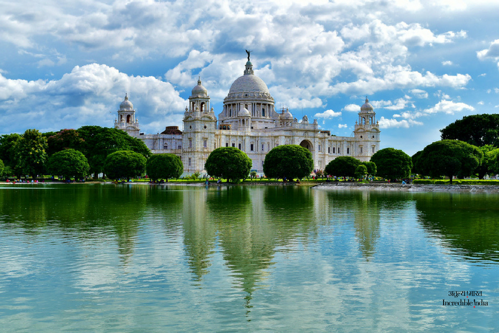 incredibleindia's tweet photo. Guess this iconic structure. #Memorial #Kolkata #IncredibleIndia https://t.co/m0QJ706FXI