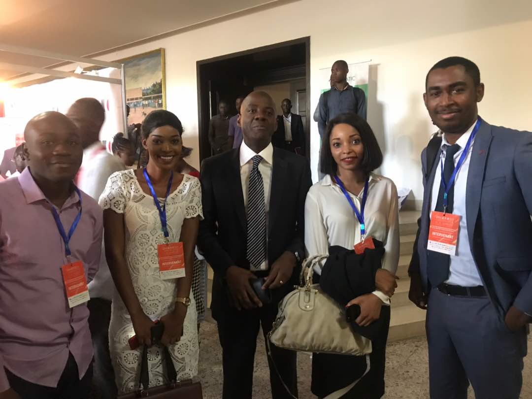 Agro1000enium's tweet photo. Nous y sommes! La team @Agro1000enium est bien arrivée au salon @OsianeCg. Retrouvez @BonnyMaya notre expert digital et @instantchoc notre artisan chocolatier pour la table ronde " Le digital au service du développement " à 15h45. https://t.co/XW3QgwiIap