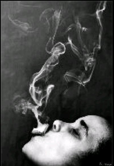 Yokluğun duman altı varlığın halüsinasyon🌙