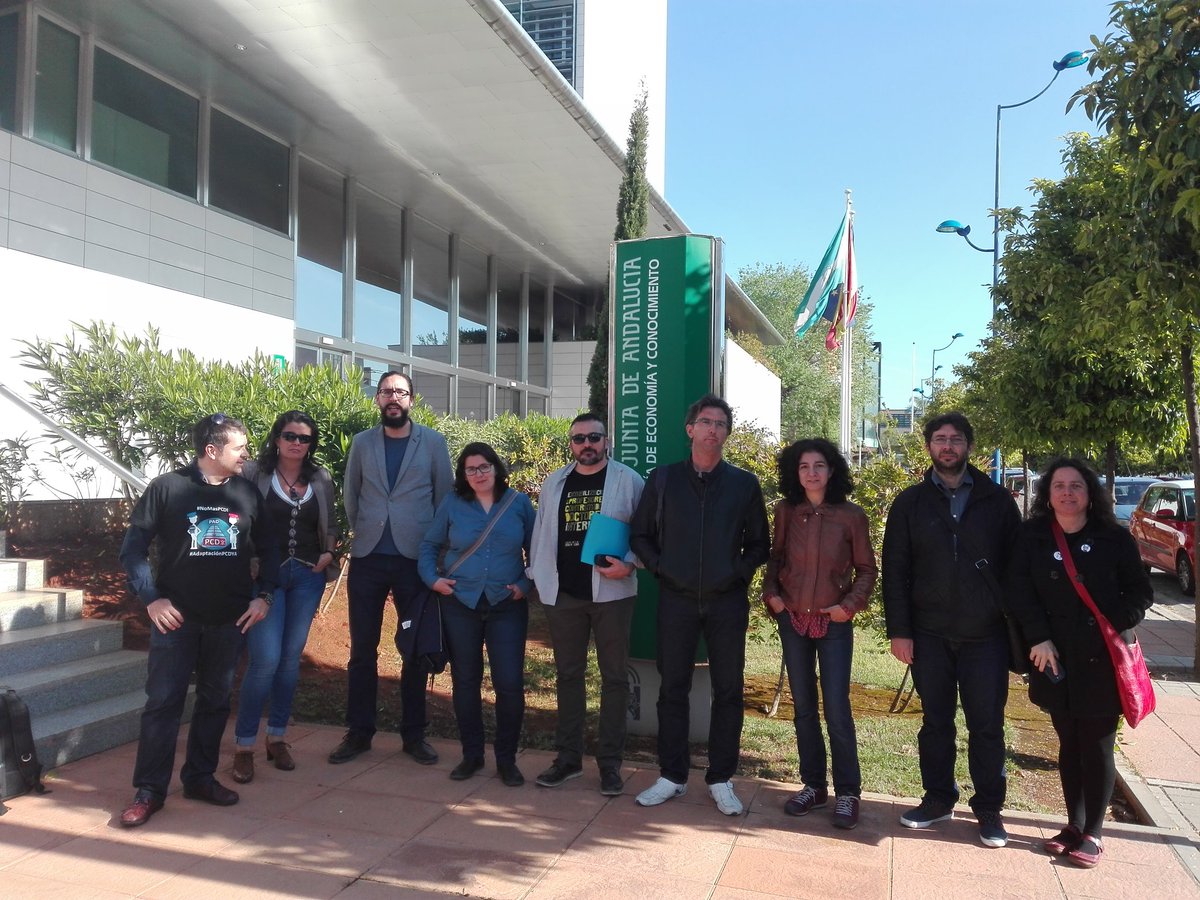 gemitree's tweet photo. Hoy reunion del colectivo AyD-CDi con el Secretario general de Universidades @Manuel_Torralbo para impulsar la estabilización del profesorado universitario a traves de la reforma de la LAU #CambialaLAU incorporando la #PromociónVíaAcreditación https://t.co/2ov1DFR8GM