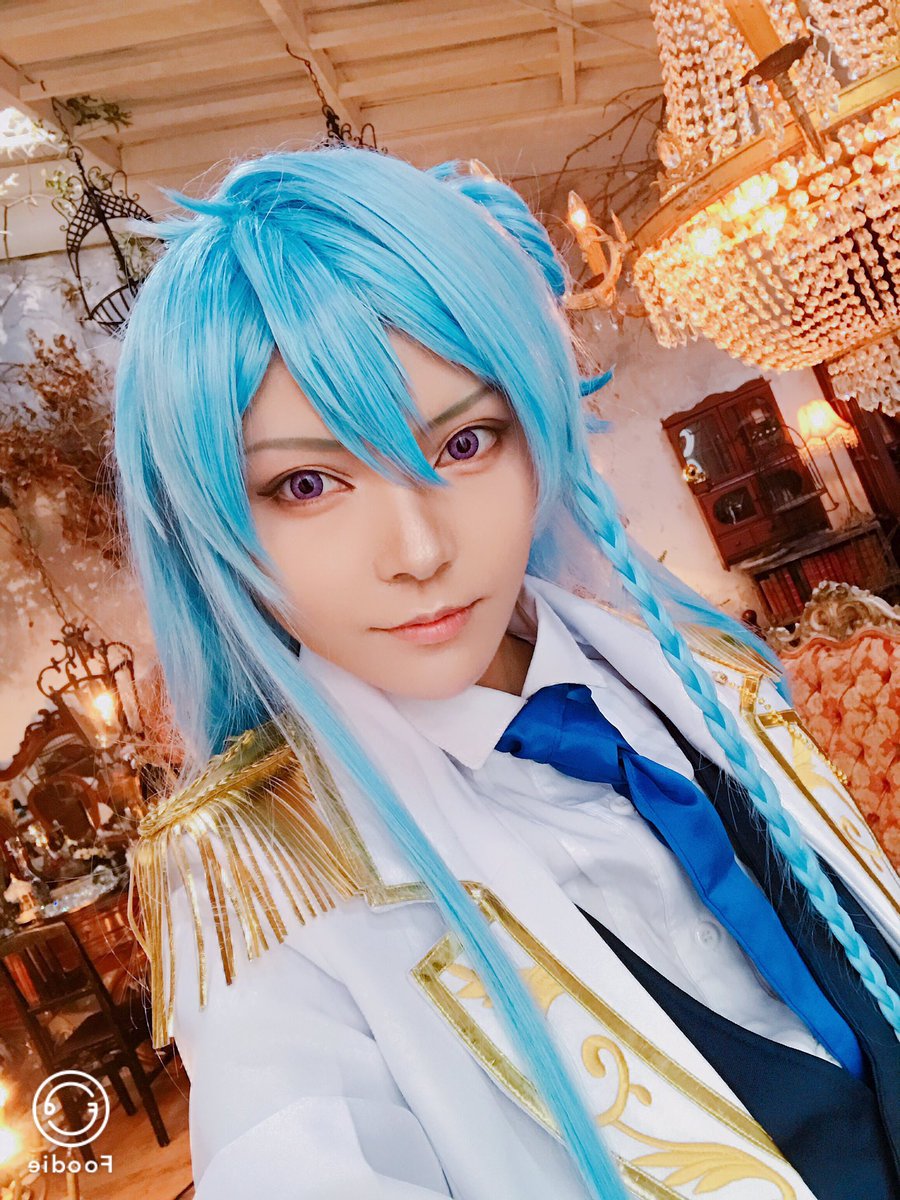 日々樹渉🌹ウィッグはコンシェルジュさんのロング(色:レイスノウ)使用