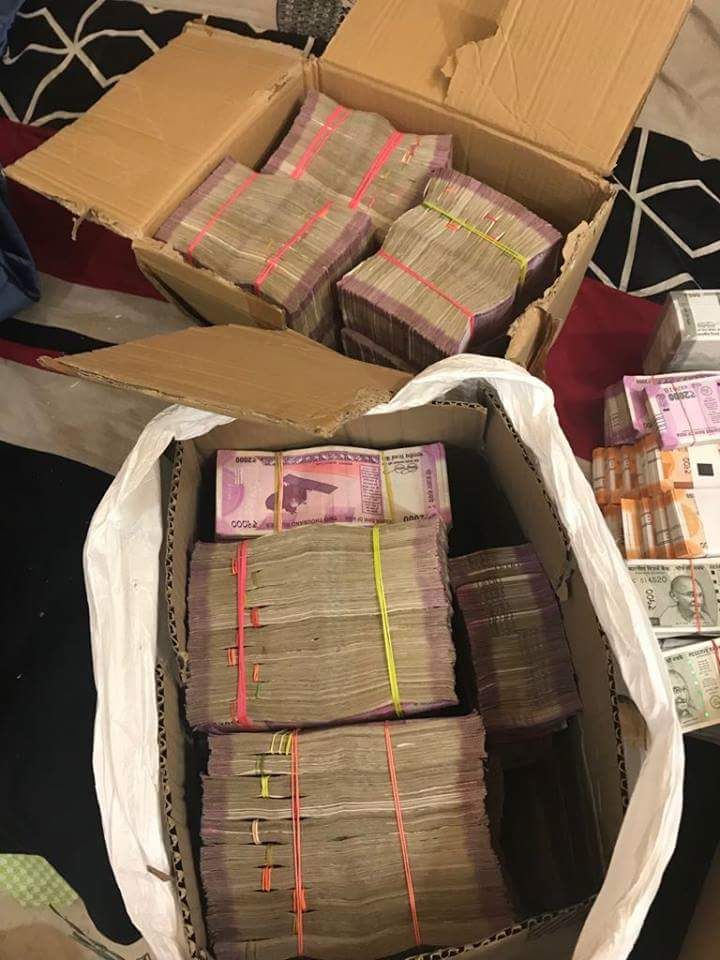 RSBHAT's tweet photo. The prestitute media is shouting over their balls about cash crunch .. But do any of them @TimesNow @republic @CNNnews18 &amp; @IndiaToday have balls to take about cash distribution by Congress in Karnataka elections ? @kailashwg @surnell https://t.co/shvcWIoGn5