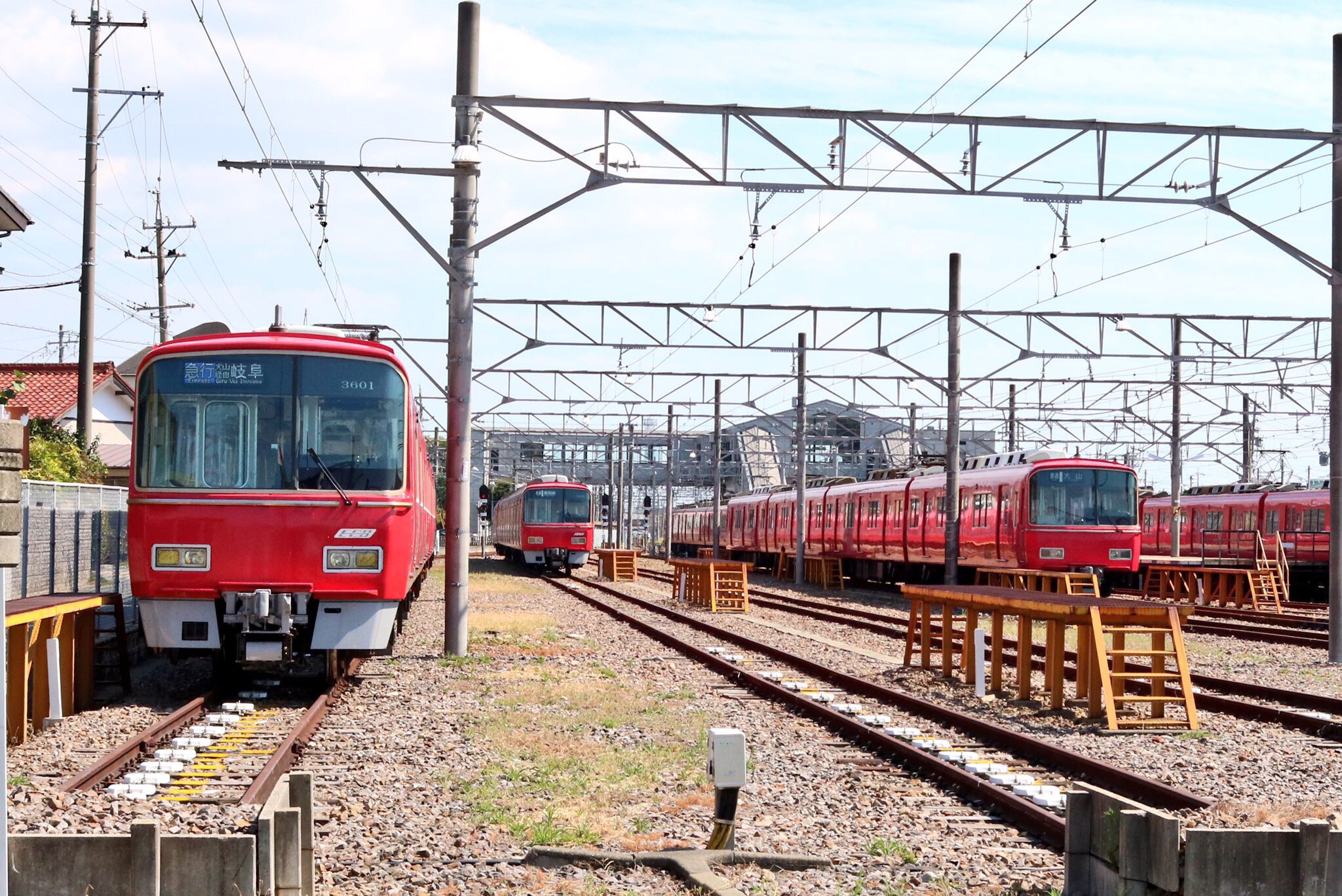 伊奈駅留置線 Twitter Search Twitter