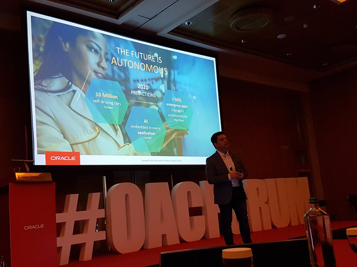 SpatialHannes's tweet photo. The future is #Autonomous - @the_notabot on @OracleCloud at #OACForum https://t.co/NCGZzHZyE6