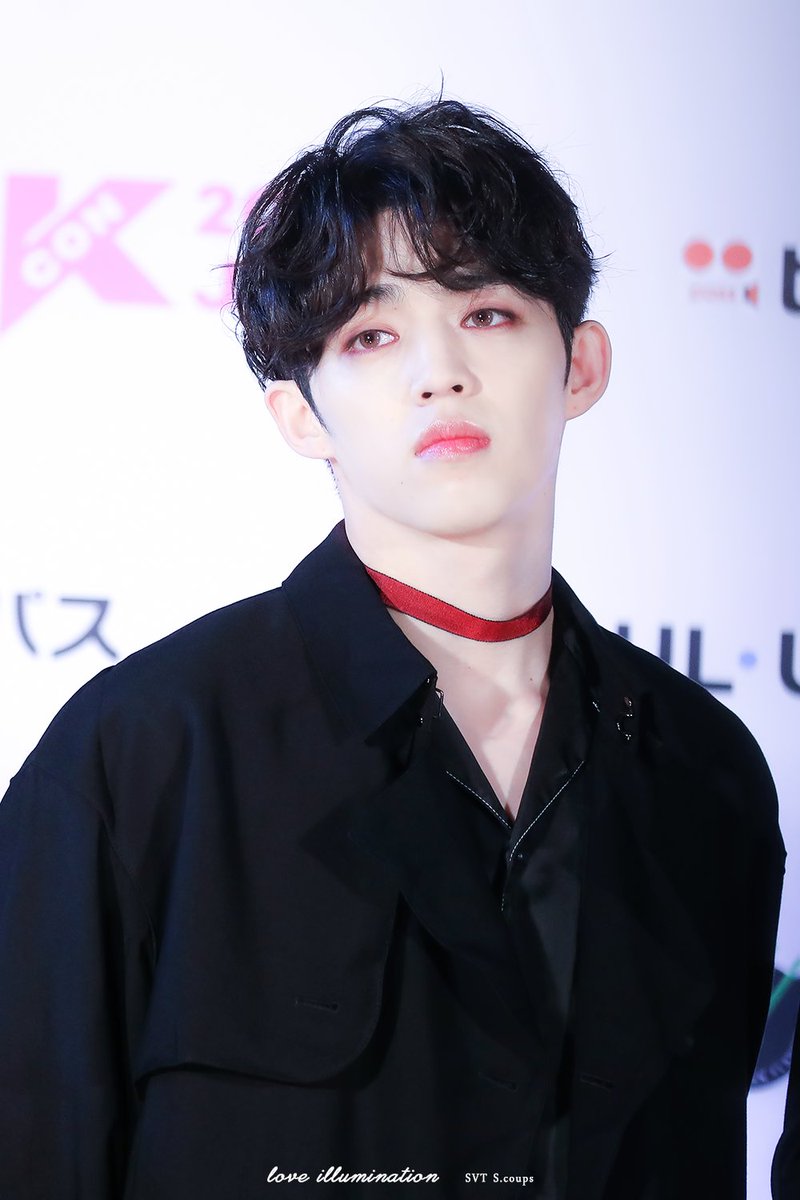 illumination_88's tweet photo. 180414  KCON 레드카펫 #seventeen #scoups #세븐틴 #에스쿱스 #최승철 @pledis_17 https://t.co/VphBGOLO0Q