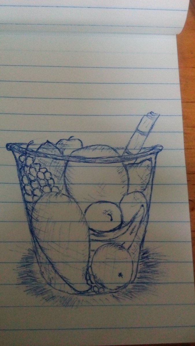 NkakaRw's tweet photo. That time I am hungry and I see a pen and a paper around 😂 #hungermood #fruits #drawing https://t.co/FAkNj6Gtrk