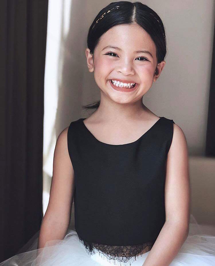 UnderbedDara's tweet photo. น้องบีน่าลูกแม่นานาเองค่าาา

วันนี้ขอเว้นจากสายฮิพๆ มาเป็นสายหวานๆ....สวยมากลูกกกแววนางเอกมาแล้วนะจ๊ะ ขุ่นพ่อเวย์เตรียมไว้หนวดได้เลย 55555555

#ใต้เตียงดารา https://t.co/sX6Kwg1RMO