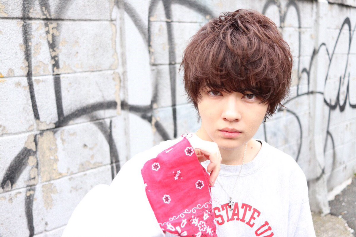 hairmaketheater's tweet photo. 【THEATER新生活応援企画】

まだTHEATERグループを
ご利用した事の無い方対象に
全メニュー10％OFF致します‼️

THEATERグループで可愛く
カッコよくなりませんか😊

対象者は
THEATER公式アカウントを
フォロー&amp;このツイートをリツイートの上以下の画像の条件に合う方です‼️

詳しくは下の画像で https://t.co/WbAjwjoNPp