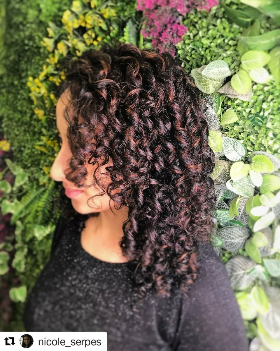 AKreationsIndia's tweet photo. Curly hair don't care!!! Hair cut, colour and styled by Nicole Serpes
https://t.co/3xL8fACa16
Curly hair don't care!!! Hair cut, colour and styled by
#curlyhair #curlyhairdays #curlyhairedgirls #curlyhaircolor
#curlyhairmodel #curlyhairdye #curlyhairlove https://t.co/WjzFNnn0QE