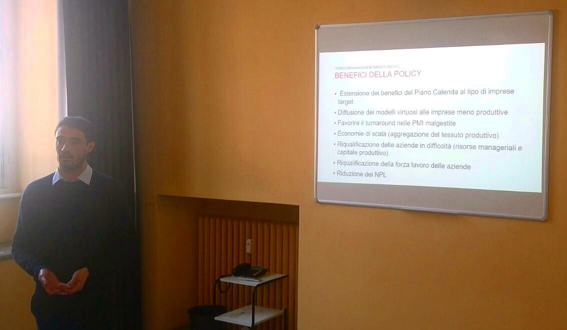 TortugaThink's tweet photo. Oggi, presso la sede del Centro di Ricerca Luigi Einaudi di Torino, i vincitori di #HackItalia hanno presentato le loro idee di policy per incentivare l'innovazione nel mondo dell'industria. Complimenti a tutto il team! https://t.co/UIKSxjVtjg