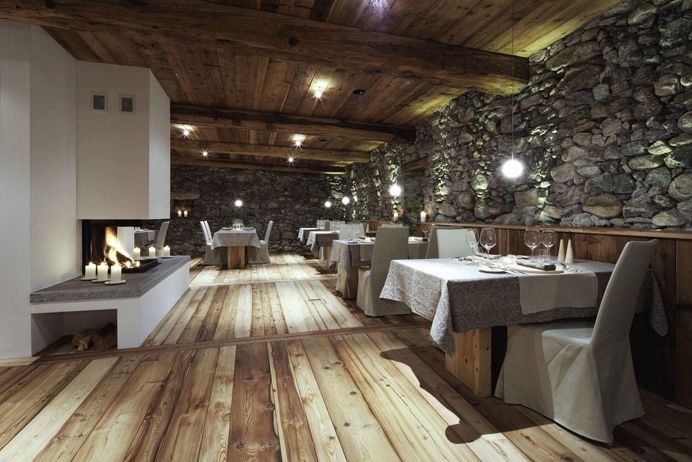 Sika's tweet photo. The wood floors of the In Lain Hotel Cadonau, Switzerland, was bonded with elastic adhesives. Elastic bonded wood floors take up the stress between the wood and the subfloor and thereby prevent respective damage and improve acoustic insulation.
#WeAreSika https://t.co/VElFuKzFw9