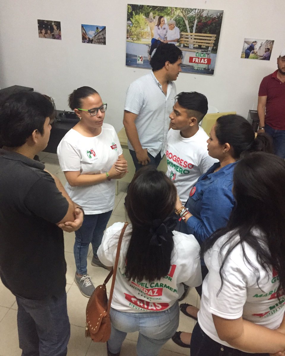 MTprogreso's tweet photo. La Secretaria General del #MTprogreso @gristrejoF la estructura #MTprogresoJovenes se reunieron en la Casa de Campaña del Distrito 9 Local con la que será nuestra próxima Diputada LiLa Frías @lilafrias para trabajar en el proyecto #LilaFríasDiputada9Local 👍 https://t.co/dZVw1ayq0H