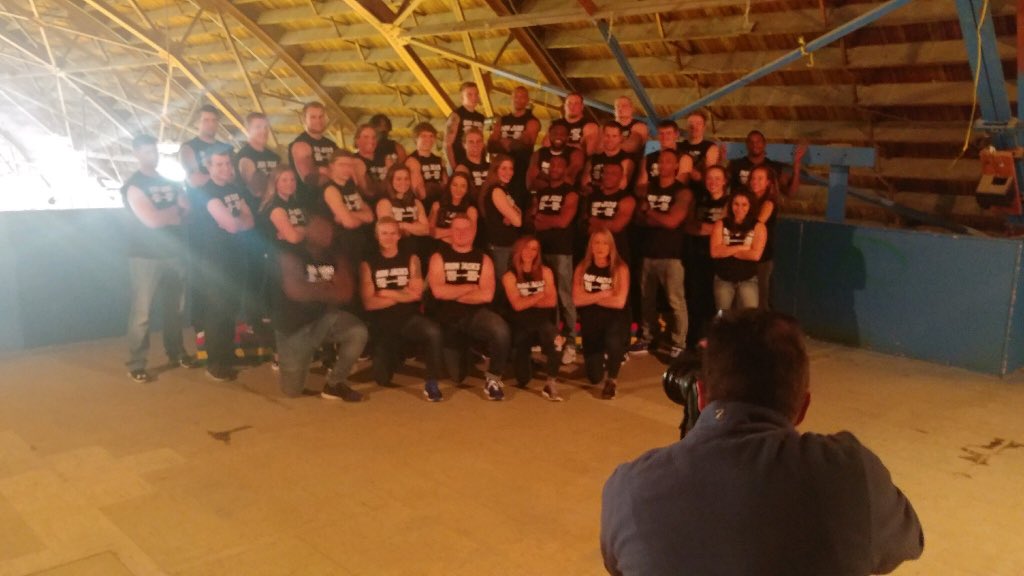 SDStateStrength's tweet photo. @BallForLife4 @mleiseth55 @sorge57 @deyon_campbell6 @jwolfe287 @Bdinkel32 @ChaseVinatieri @SmoothboiA @rearith @jchristner34 @MonteMcGary3 IRON JACKS part of our group photo shoot. #ChampionshipEffort #GoJacks #GetJacked #oldschool #swollandflexy @GoJacksFB @GoJacksSDSU https://t.co/lm6kDX0n9a