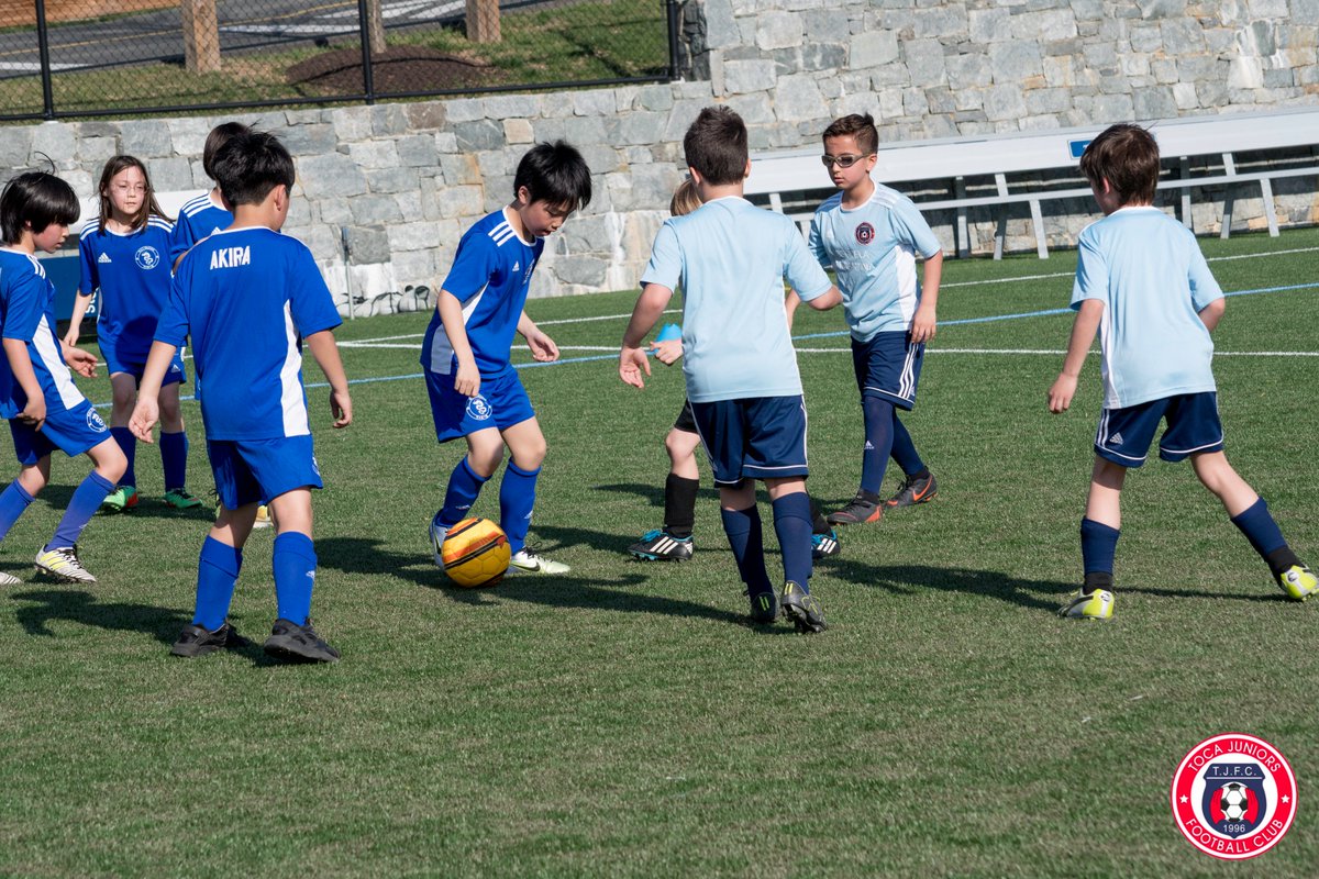 Toca Juniors Football Club The Saturdayschools Soccer League Saturday April 14 18 Esc Argentina Washington Dc Usa Sssl Wearetoca Soccer Football Futbol Tocajuniors Potomac Md Playsimple Ea Escuelaargentina
