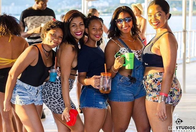 86ix8Family's tweet photo. When yuh come out!
Yuh come out proper! π
Doh Play Dat π£π°
.
.
.
Whoβs ready to step out with their team come 20th May? π€
The Festival is comingπYou Ready?π
.
.
πΈ @fitzstudios
#86ix8Family
#TeamPicTuesday
#GTCFestival
#TheFestivalIsComing https://t.co/Yh6lPgqI3n https://t.co/8xv4DmqrYI