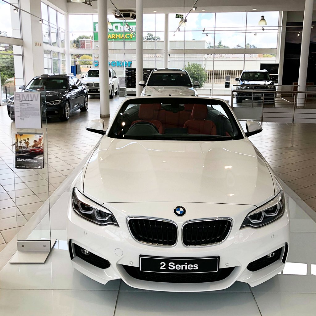sandton_mforce's tweet photo. The look: breathtakingly beautiful. The character: boundlessly free. The new BMW 2 Series Convertible is a demonstration of sporty freedom and elegance. #BMW #MelroseArchBMW #2Series #Convertible #Free #Beautiful https://t.co/m3Mi4yNEs2