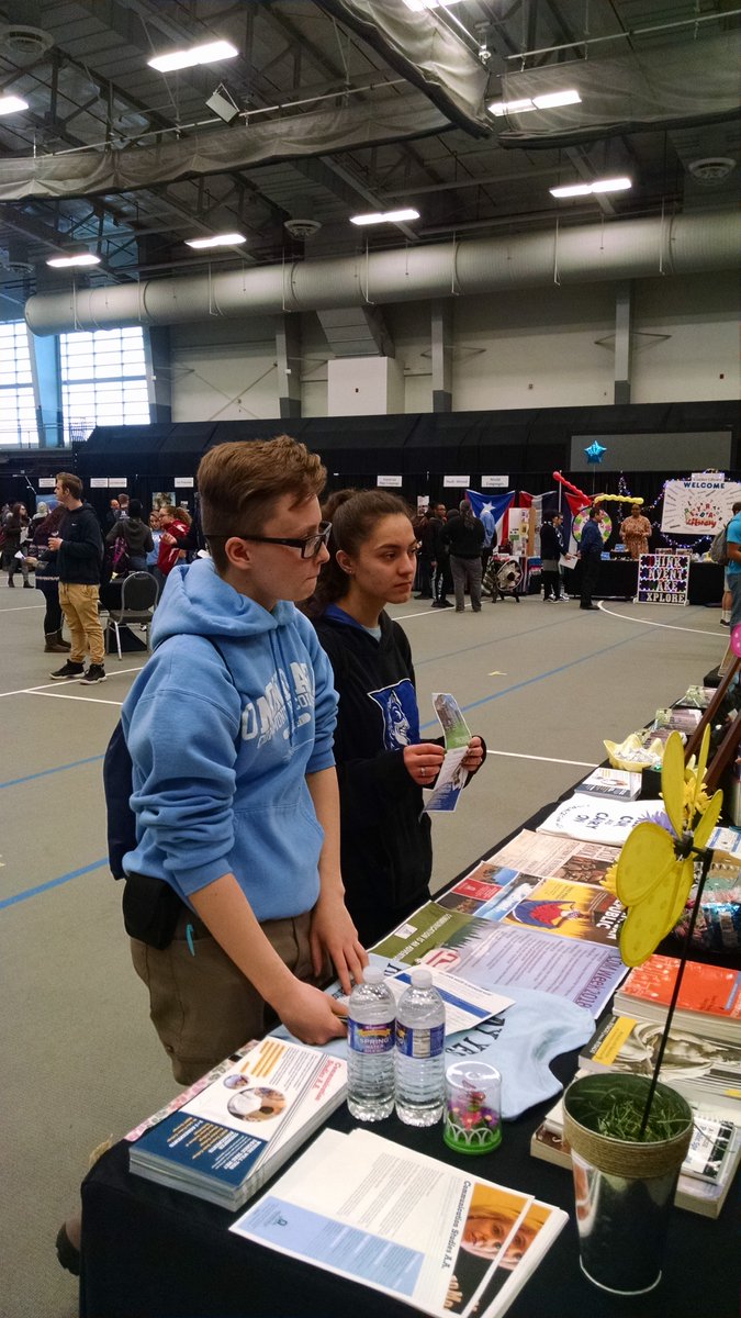baker_guidance's tweet photo. Brought to you by The Baker Guidance and Counseling Department: a trip to Spring Open House at OCC.  The showcase was enjoyed by all. @BCSDBEES https://t.co/TsAMb8H19L