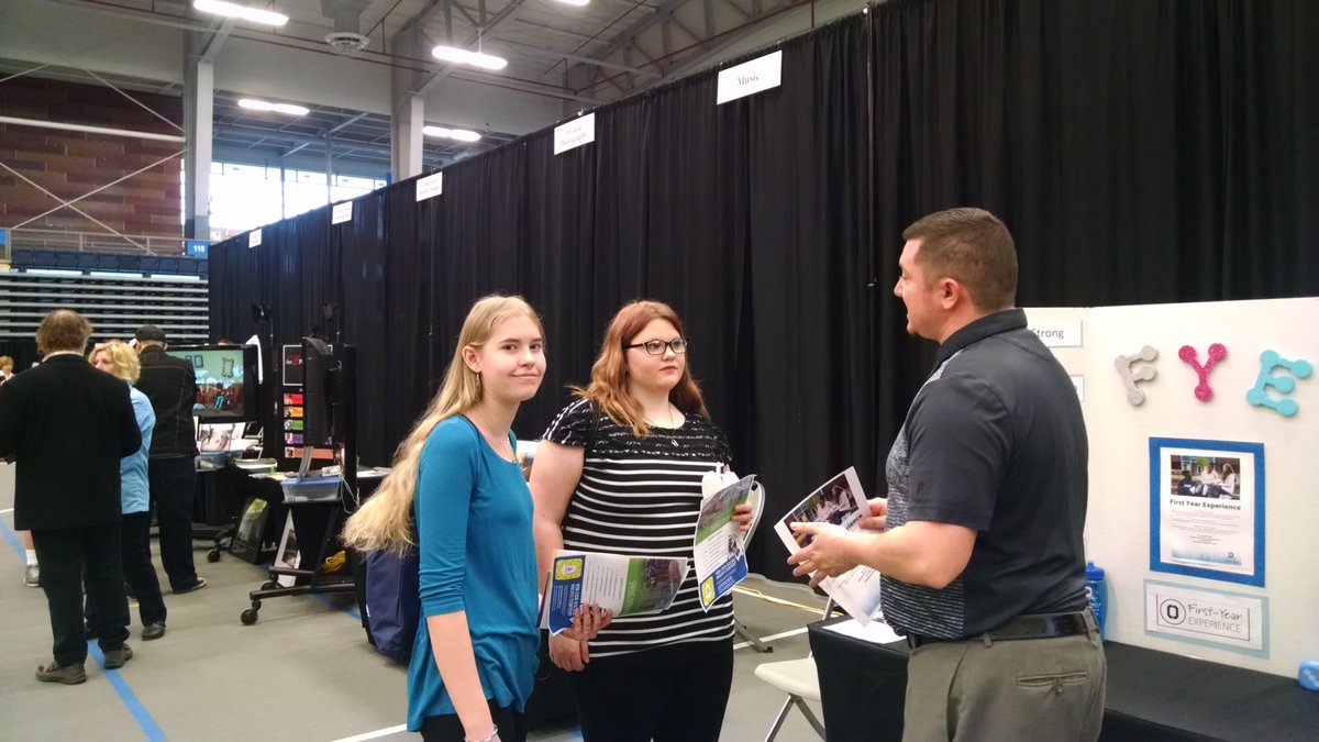 baker_guidance's tweet photo. Brought to you by The Baker Guidance and Counseling Department: a trip to Spring Open House at OCC.  The showcase was enjoyed by all. @BCSDBEES https://t.co/TsAMb8H19L
